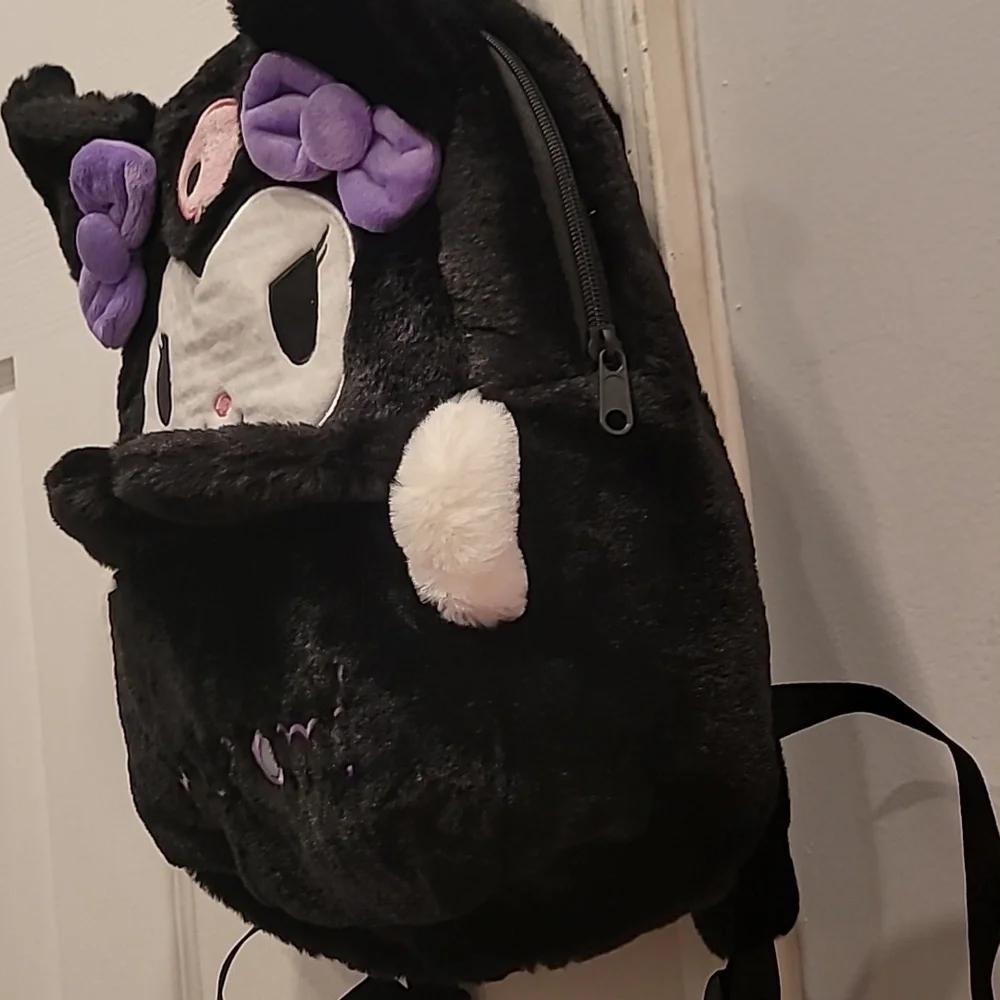 Kuromi fuzzy backpack NIP - Picture 5 of 11